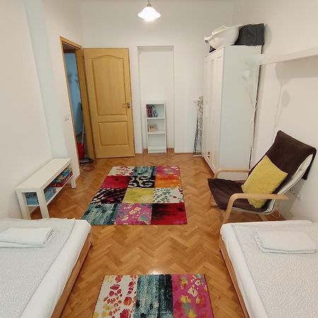 Gizella Apartman Eger Exterior photo