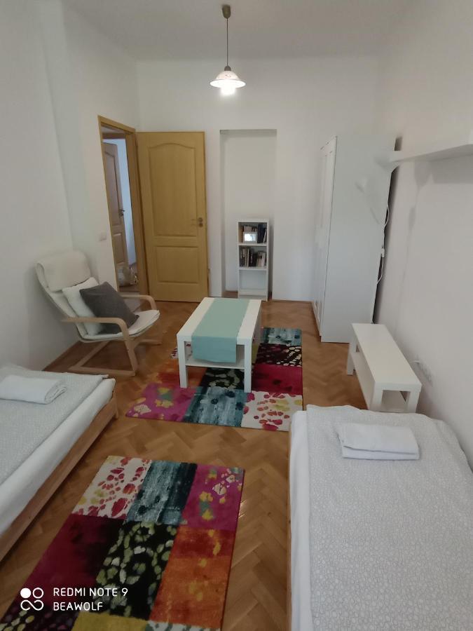 Gizella Apartman Eger Exterior photo